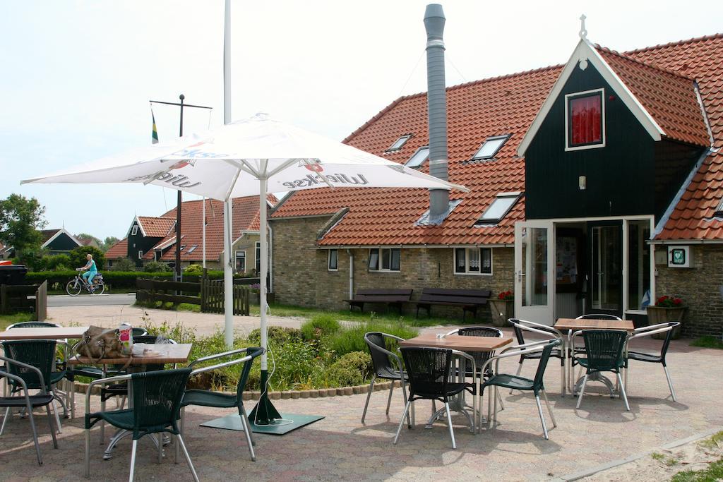 De Cyprian Bed & Breakfast Kaard Exteriör bild