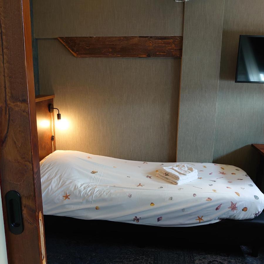 De Cyprian Bed & Breakfast Kaard Exteriör bild
