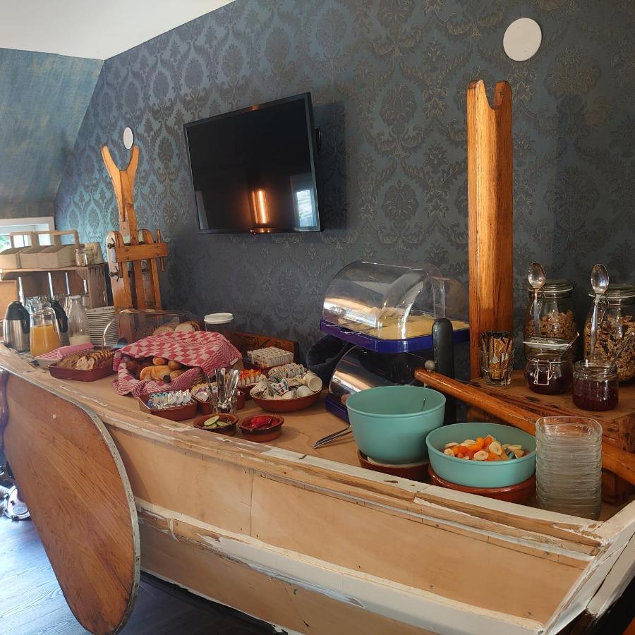 De Cyprian Bed & Breakfast Kaard Exteriör bild